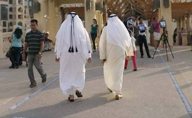 traditional uae clothing