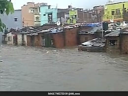 मध्य प्रदेश में बारिश का तांडव : नदियां उफ़ान पर, हजारों लोग सुरक्षित जगहों पर ले जाए गए मध्य प्रदेश में बारिश का तांडव : नदियां उफ़ान पर, हजारों लोग सुरक्षित जगहों पर ले जाए गए