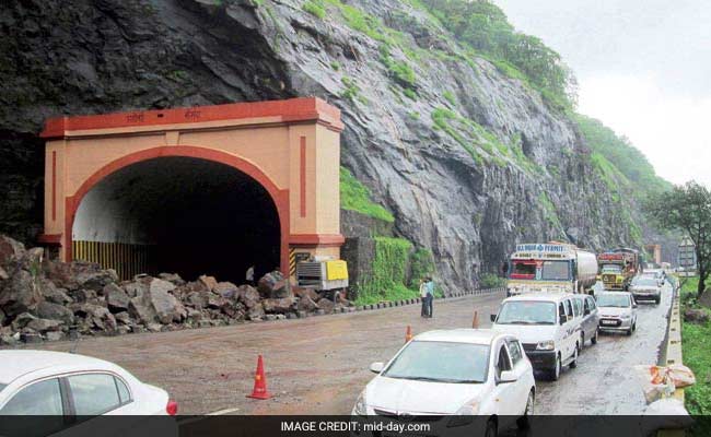 Senior Executive, Wife Killed In Accident On Mumbai-Pune Expressway