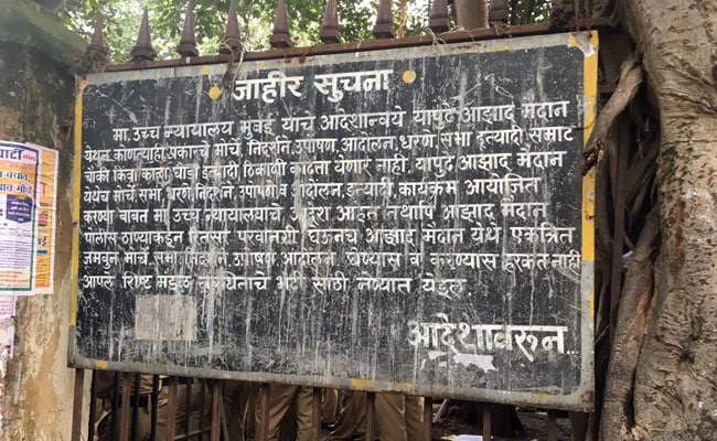 मुंबई में विरोध प्रदर्शनों ने चौपट किया यातायात, अदालत के आदेश की अवमानना