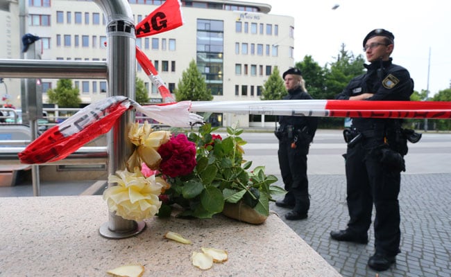 How Social Media Was A Curse And A Blessing In Munich Shooting