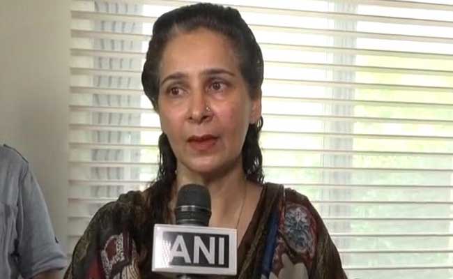 Navjot Singh Sidhu's Wife Navjot Kaur To Formally Join Congress On November 28