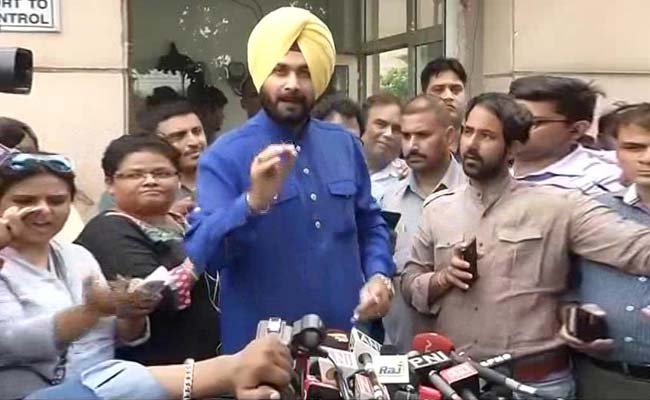 Congress Has Offers For Navjot Sidhu As His Talks With Arvind Kejriwal Falter