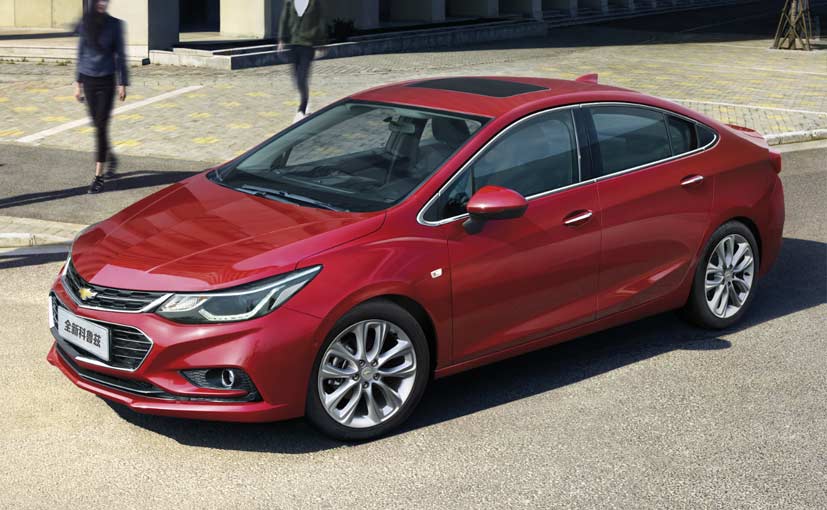 New Chevrolet Cruze Side