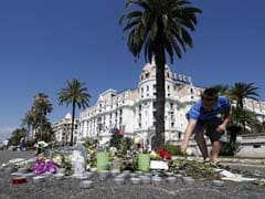 Faith In Government Drops, Politicians Jeered As France Mourns Nice Victims