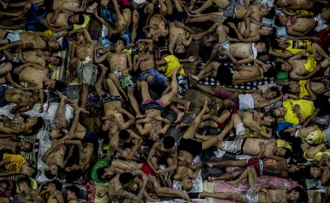 Packed Like Sardines: Jails At Bursting Point As Philippines Wages Crime War