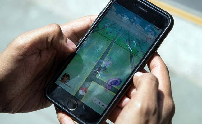 Pokemon Go Mania Drives Players Into Wild Outdoors