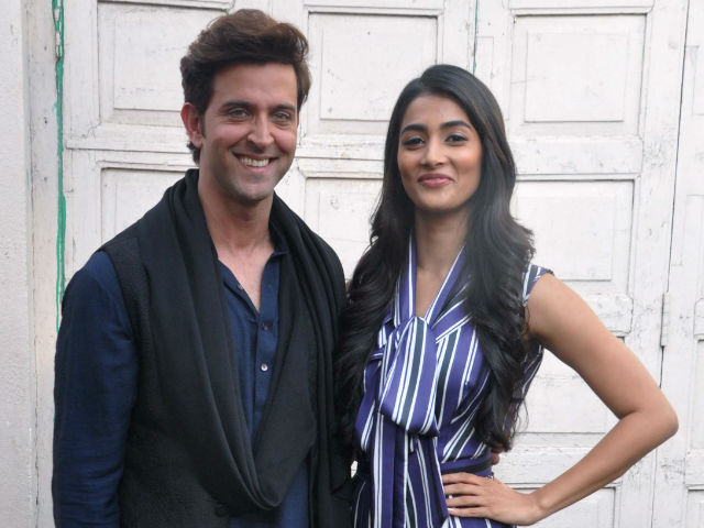 Hrithik Roshan 'Taken Aback' by <i>Mohenjo Daro</i> Co-Star Pooja's 'Courage'