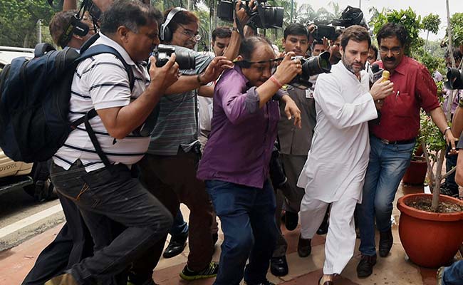 Supreme Court, Siding With RSS, Warns Rahul Gandhi About Defamation