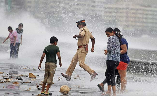 महाराष्ट्र : मराठवाड़ा और विदर्भ में जोरदार वर्षा, नदियां उफान पर