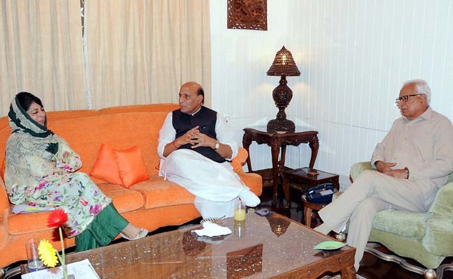 Rajnath Singh Speaks To Mehbooba Mufti, Discusses Kashmir Situation