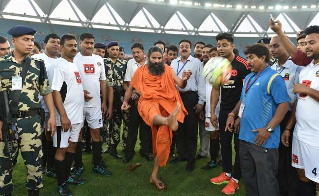 Bollywood vs Politicians in Charity Football, Kicked-Off by Baba Ramdev