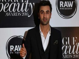 'अगर 2017 में गायक किशोर कुमार पर बायोपिक बनती है, तो फिल्म में नहीं होंगे रणबीर' 'अगर 2017 में गायक किशोर कुमार पर बायोपिक बनती है, तो फिल्म में नहीं होंगे रणबीर'