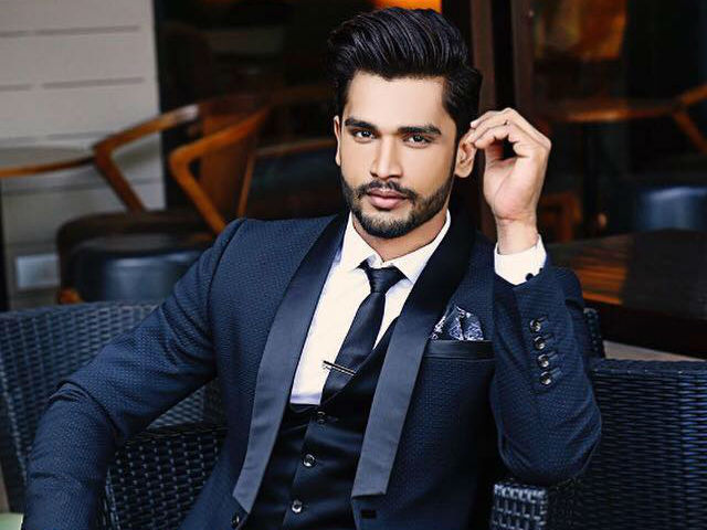 Rohit Khandelwal is 'Immensely Proud' to Win Mr World 2016