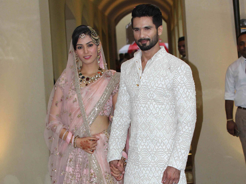 Shahid, Mira Celebrated First Anniversary. Here Are 10 <I>Shaandaar</i> Pics