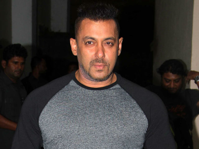 Salman Khan Says Films' Online Leak is 'Disgusting'