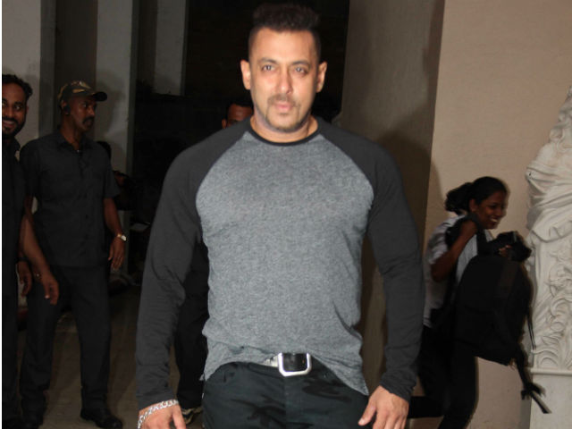 People Misuse Freedom of Expression on Internet, Says Salman Khan