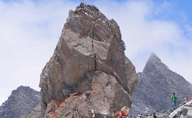 10-दिवसीय श्रीखंड महादेव तीर्थयात्रा शुरू, पांडवों ने की थी यहां पूजा