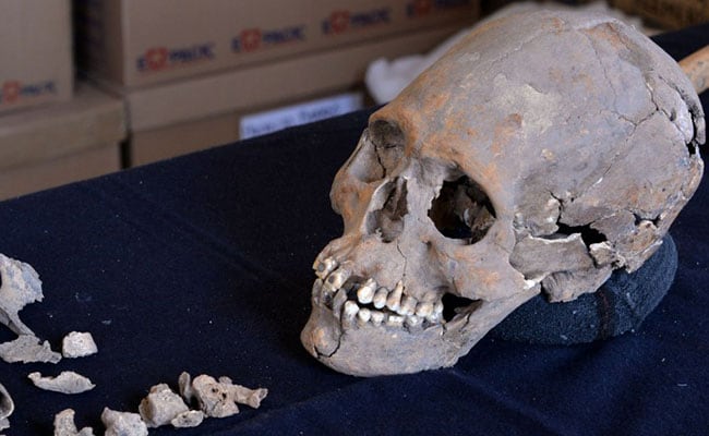 Skeleton With Stone-Encrusted Teeth Found In Mexico Ancient Ruins