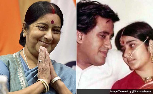 Sushma Swaraj Tweets Pic of Herself as Young Bride on Wedding Anniversary