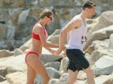 Taylor Swift, Tom Hiddleston Celebrate July 4 With a Beach Party