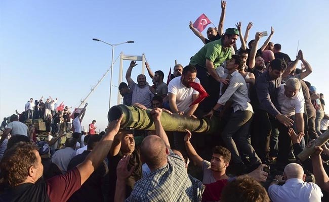 Over 190 People, Including 104 Coup Plotters, Killed In Turkey Violence