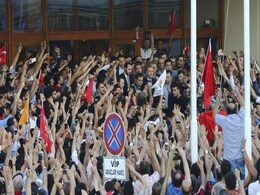 Greek Court Gives Suspended Sentence To Turkish Officers Who Fled Coup Greek Court Gives Suspended Sentence To Turkish Officers Who Fled Coup