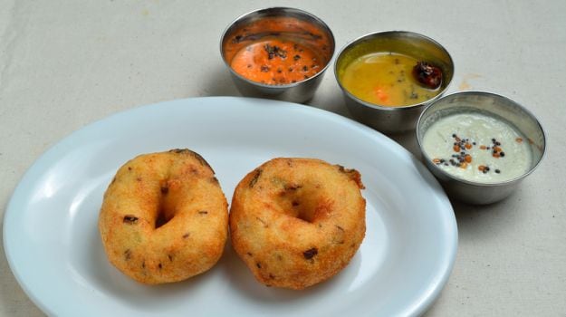 Indira Canteens Open Across Bengaluru: From Idlis to Puliyogare and Vangi Bath, Here's What's On the Menu