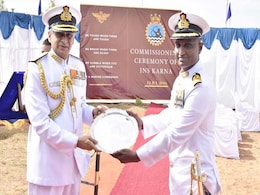 एक क्षत-विक्षत हाथ, सीने में छर्रे - कैसे एक नेवी अफसर ने मौत को दी मात... एक क्षत-विक्षत हाथ, सीने में छर्रे - कैसे एक नेवी अफसर ने मौत को दी मात...