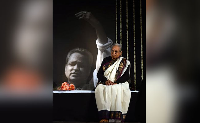 स्मरण - वसुंधरा कोमकली : सांवरा म्हारी प्रीत निभाजो जी...