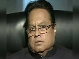 महाराष्ट्र : कांग्रेस के राज्यसभा सांसद विजय दर्डा के घर पर पथराव महाराष्ट्र : कांग्रेस के राज्यसभा सांसद विजय दर्डा के घर पर पथराव