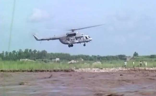 Villagers' Dramatic Rescue From Flooded Yamuna By Air Force Chopper