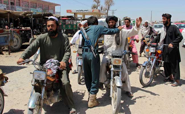 Thousands Flee Fierce Fighting In Afghanistan's Helmand