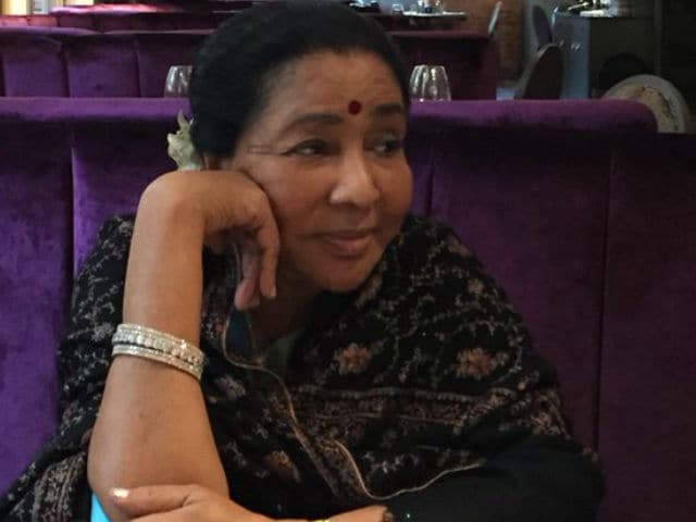 Asha Bhosle Shoots For Comeback Music Video With Band of Boys