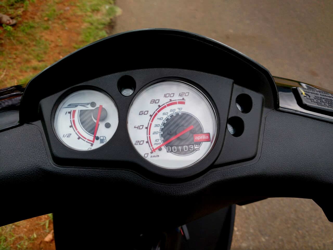 Aprilia SR 150 Instrumentation Pane