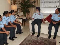 Air Force Marshal Arjan Singh Felicitates Newly-Commissioned Women Pilots