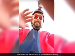 फेसबुक पर अपनी लाइव कलाबाज़ी दिखाने के दौरान पायलट की मौत फेसबुक पर अपनी लाइव कलाबाज़ी दिखाने के दौरान पायलट की मौत