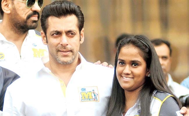 Housekeeper arrested for stealing jewelry from Salman Khan's sister's house