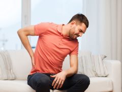Back Pain Remedies: क्रोनिक पीठ दर्द से छुटकारा पाने के लिए यहां हैं 5 कारगर पोषण संबंधी उपाय