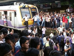 Delays For Mumbai Local Trains As Angry Passengers Blocked Badlapur Tracks Delays For Mumbai Local Trains As Angry Passengers Blocked Badlapur Tracks