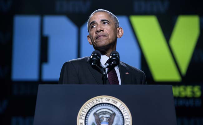 Barack Obama Cuts Short Prison Sentences For 214 Convicts