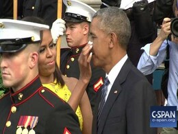 Adorable Moment Between Barack and Michelle Obama Caught on Camera Adorable Moment Between Barack and Michelle Obama Caught on Camera