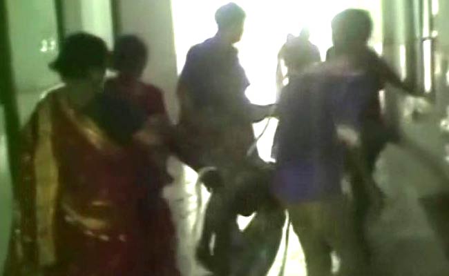 2 Dead, Many Injured In Fire At West Bengal Hospital