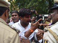 कर्नाटक : एमनेस्टी के कश्मीर कार्यक्रम पर विवाद जारी, 24 अगस्त को बीजेपी करेगी विरोध प्रदर्शन