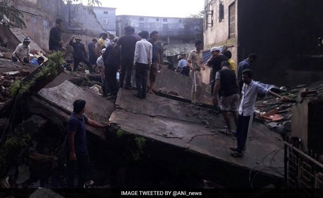 8 Killed After Building Collapses In Bhiwandi Near Mumbai