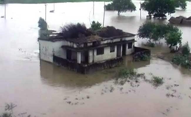 40,000 Affected Due To Breach In Link Embankment In Bihar