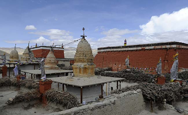 Restoring Medieval Tibetan Shrines In Nepal's Himalayas