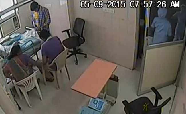 Caught On CCTV, Woman Doctor Removed IV Line For Father
