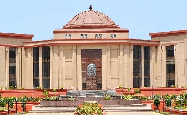 After 39 Years, Chhattisgarh High Court Acquits Man In Rs 100 Bribery Case