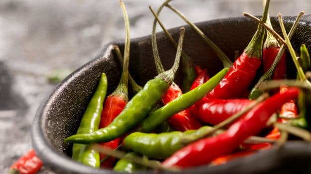 Green Chilli Or Red Chilli? Which One Is The Healthier Option - NDTV Food